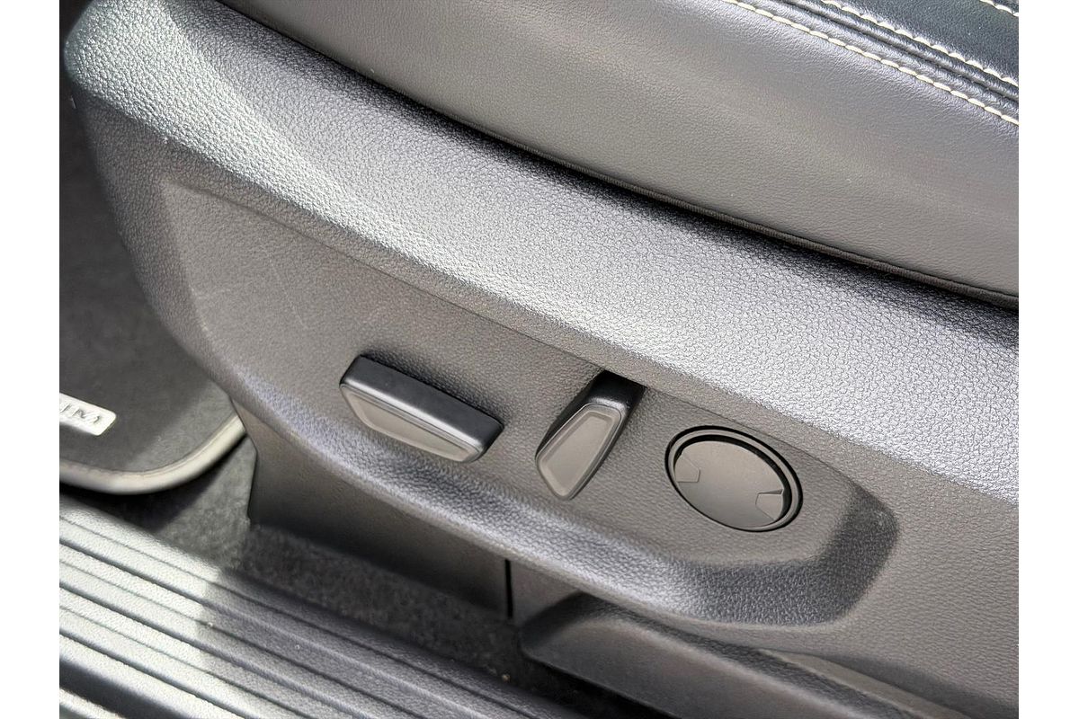 2022 Ford Everest Platinum 3.0L