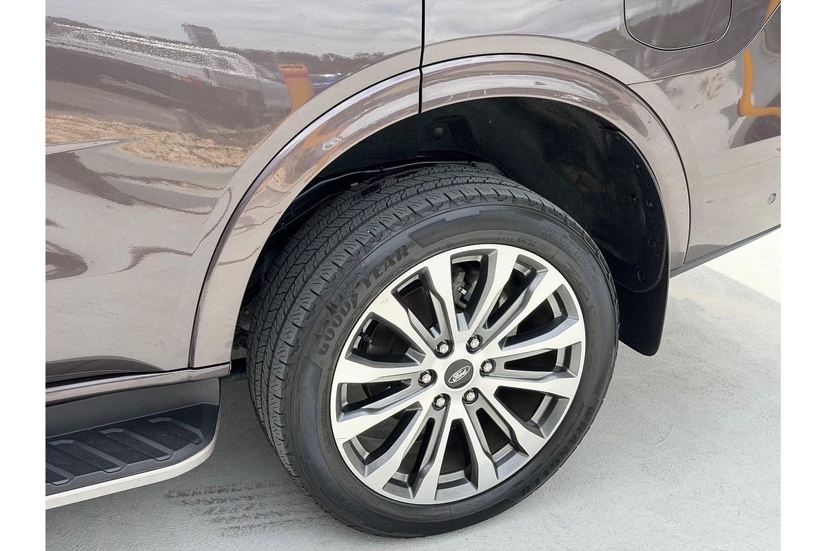 2022 Ford Everest Platinum 3.0L