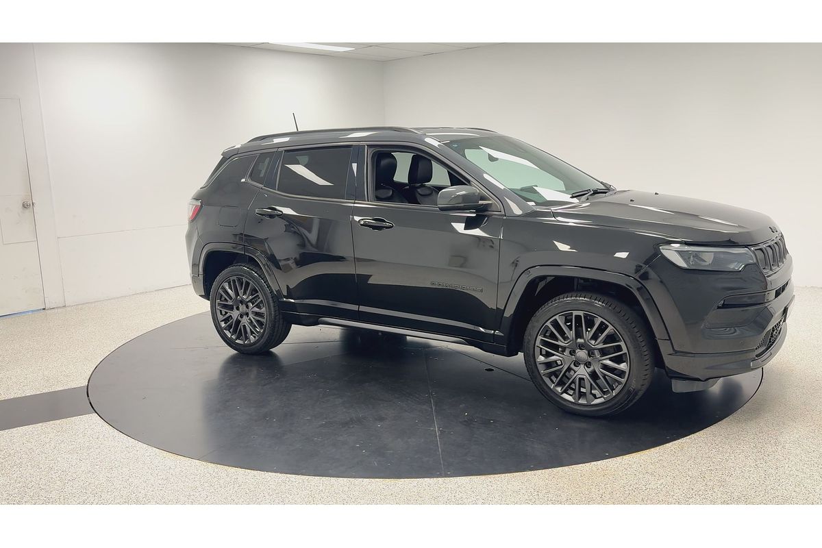 2022 Jeep Compass S-Limited M6