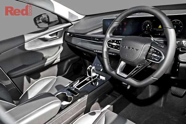 2026 Chery Tiggo 4 Hybrid Ultimate thumb-4