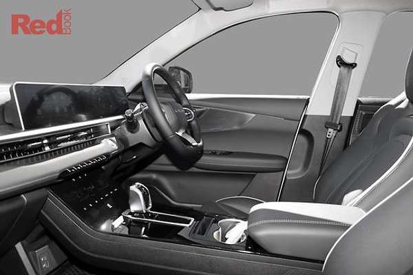 2026 Chery Tiggo 4 Hybrid Ultimate thumb-6