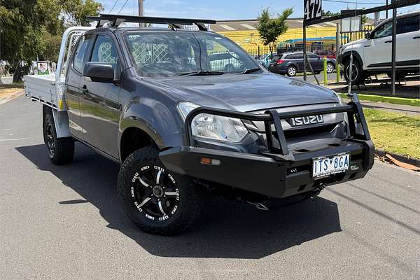 2017 Isuzu D-MAX SX High Ride Rear Wheel Drive