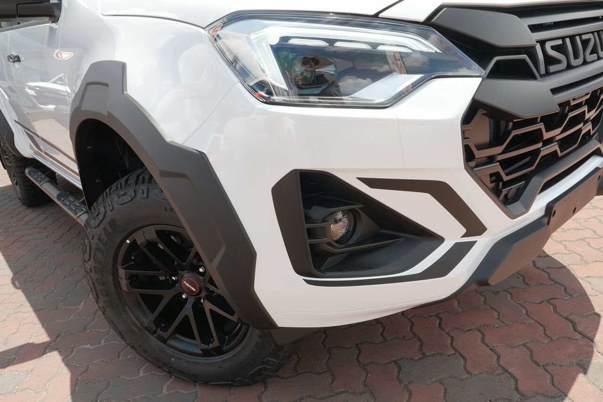 2025 Isuzu D-MAX BLADE 4X4