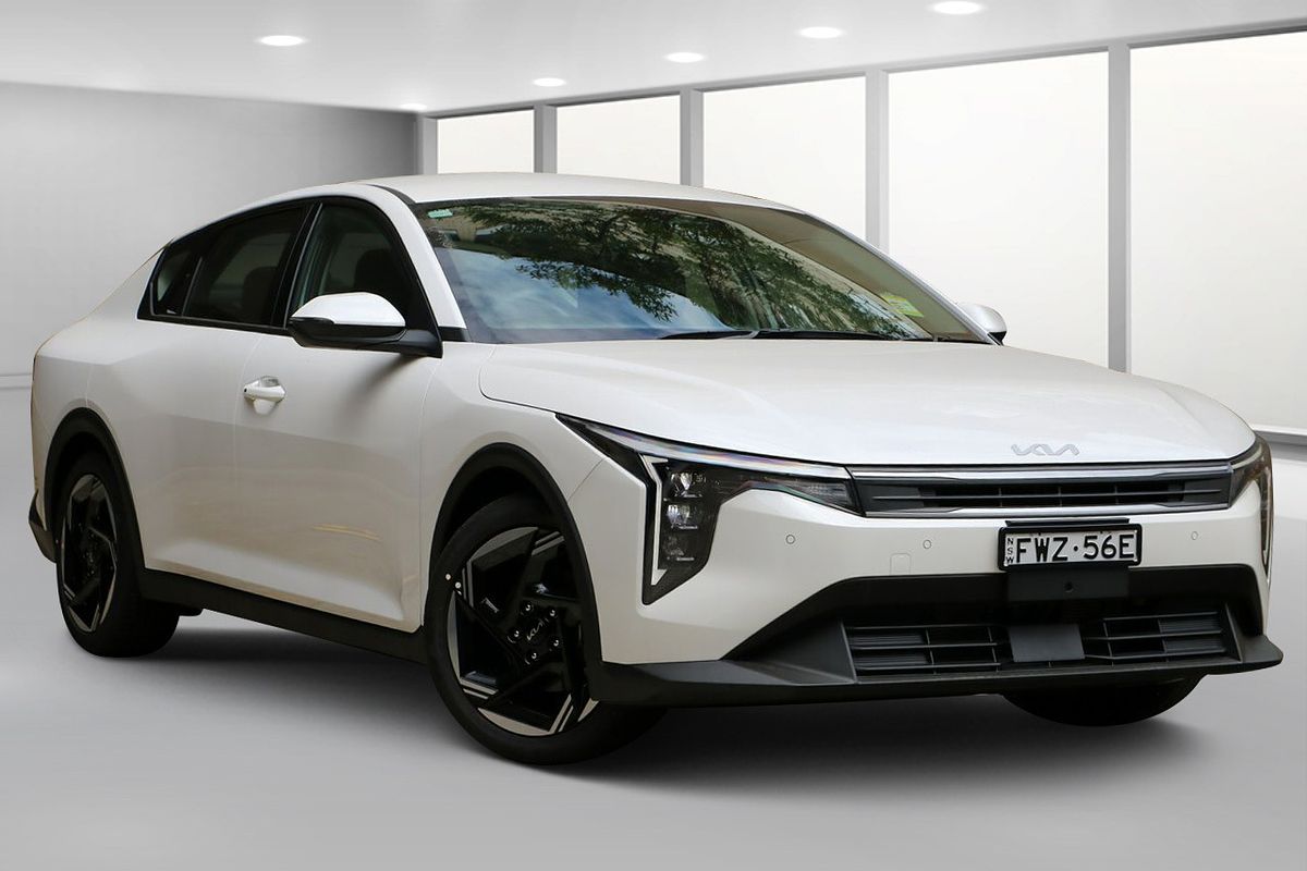 2025 Kia K4 Sport+ CL4m