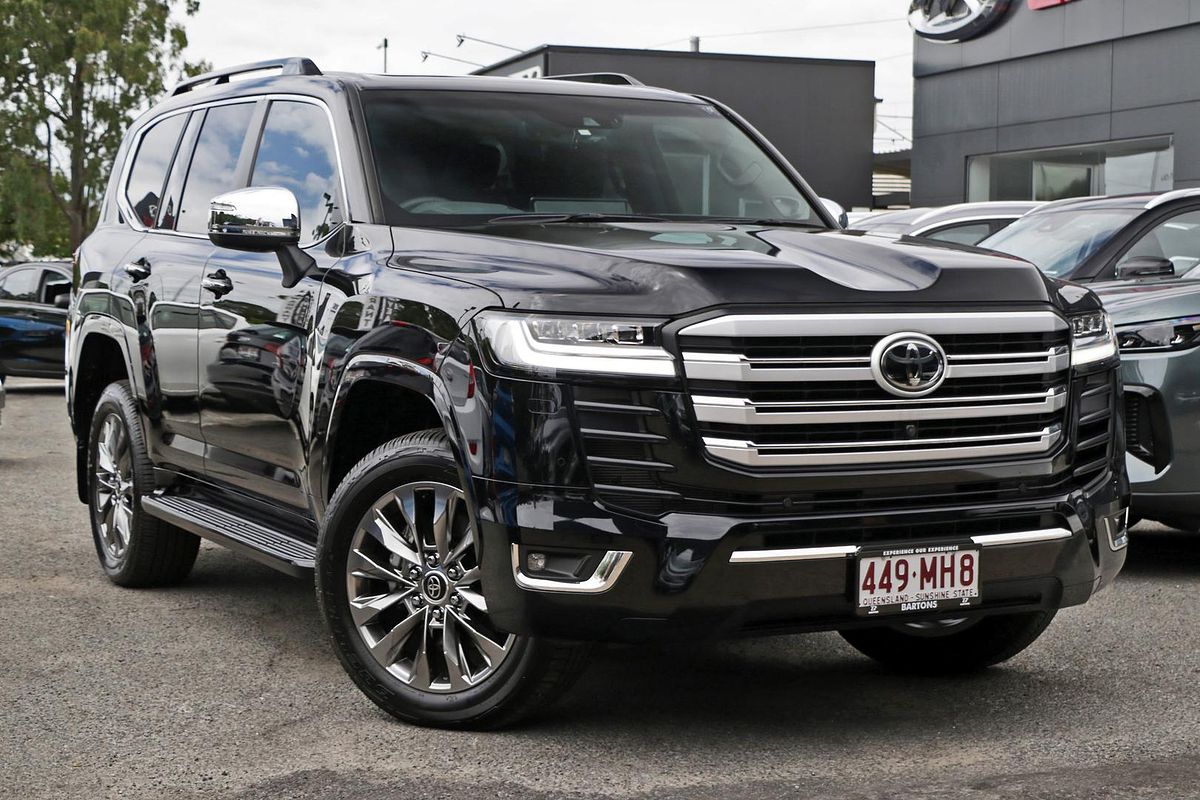 2023 Toyota Landcruiser Sahara ZX FJA300R