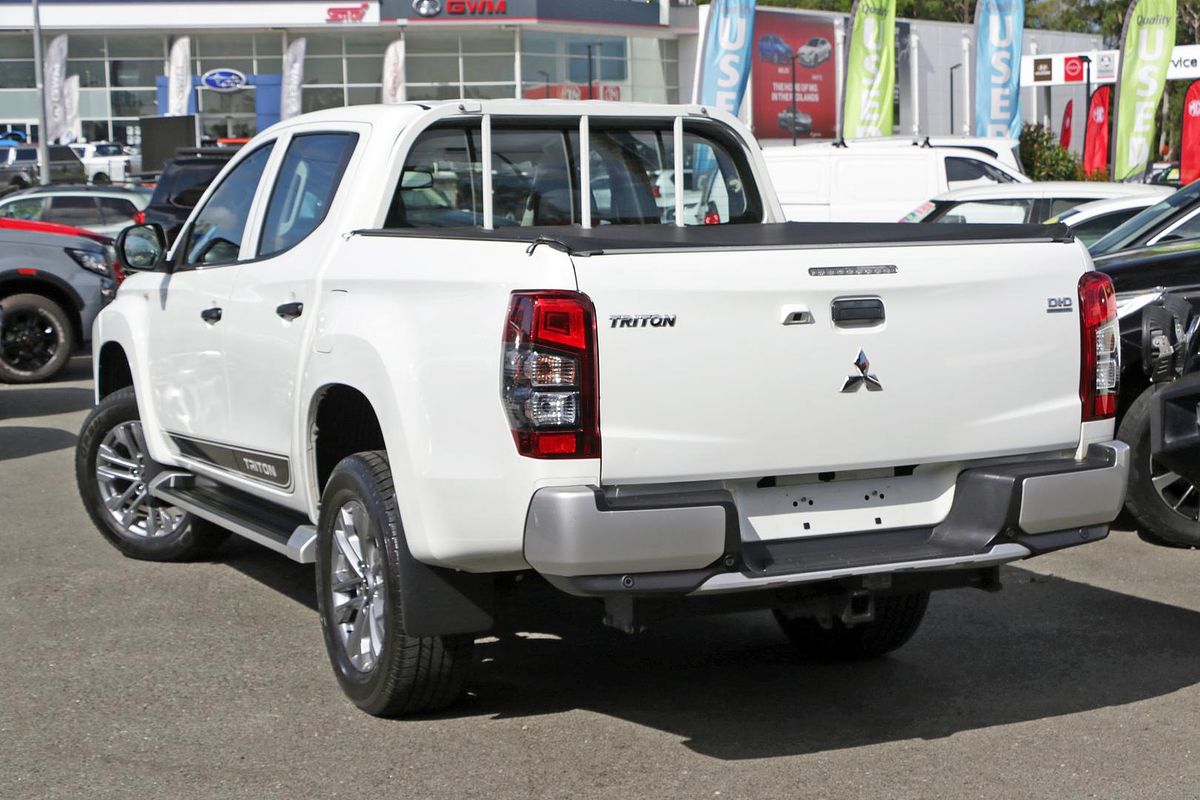 2020 Mitsubishi Triton GLX MR 4X4