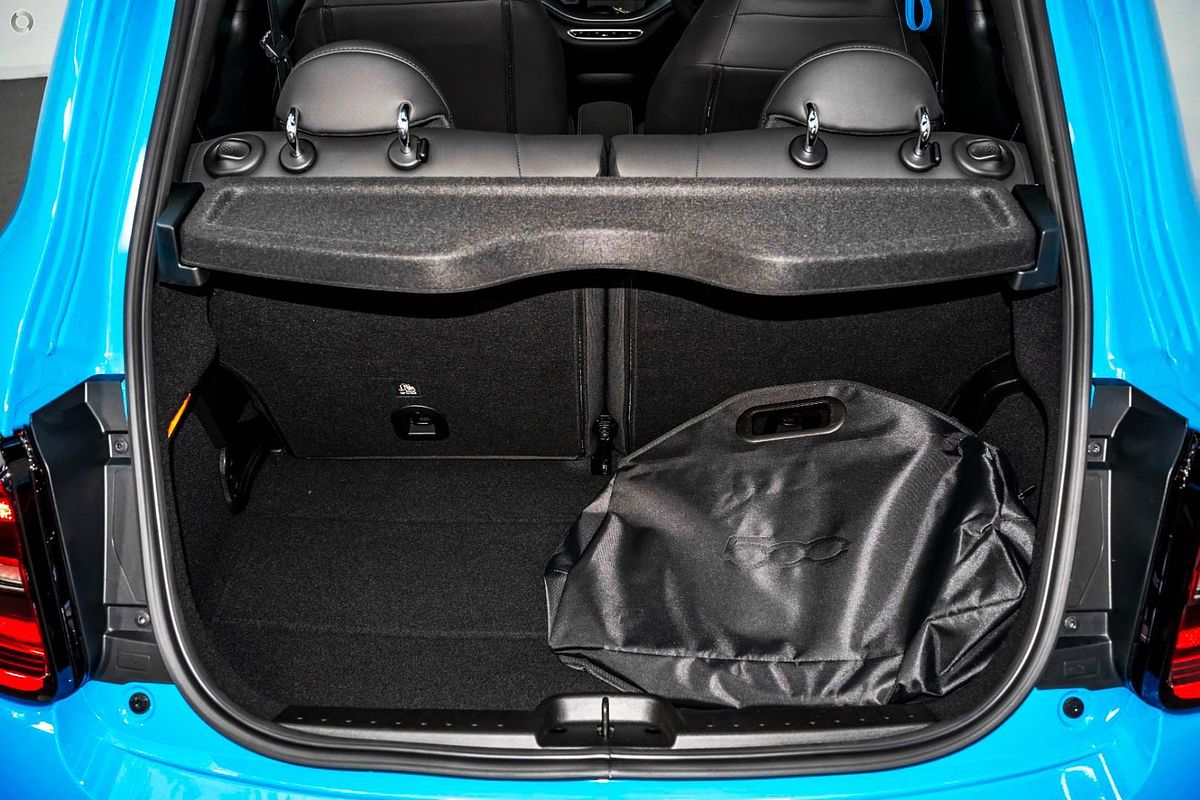 2023 Abarth 500e Turismo