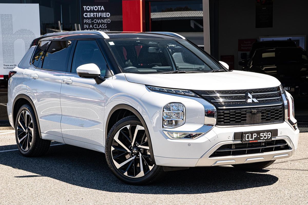 2023 Mitsubishi Outlander Exceed Tourer ZM