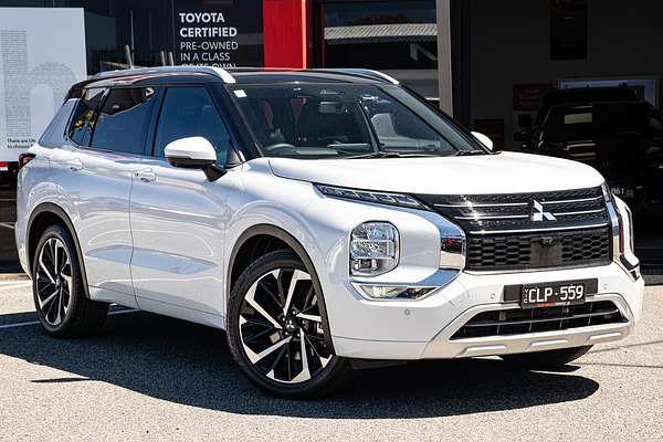 2023 Mitsubishi Outlander Exceed Tourer ZM