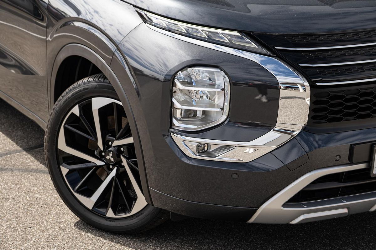 2024 Mitsubishi Outlander Exceed ZM