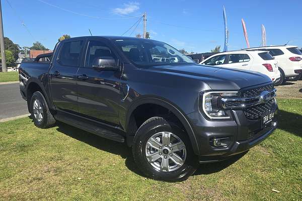 2025 Ford Ranger XLT 4X4 2.0L