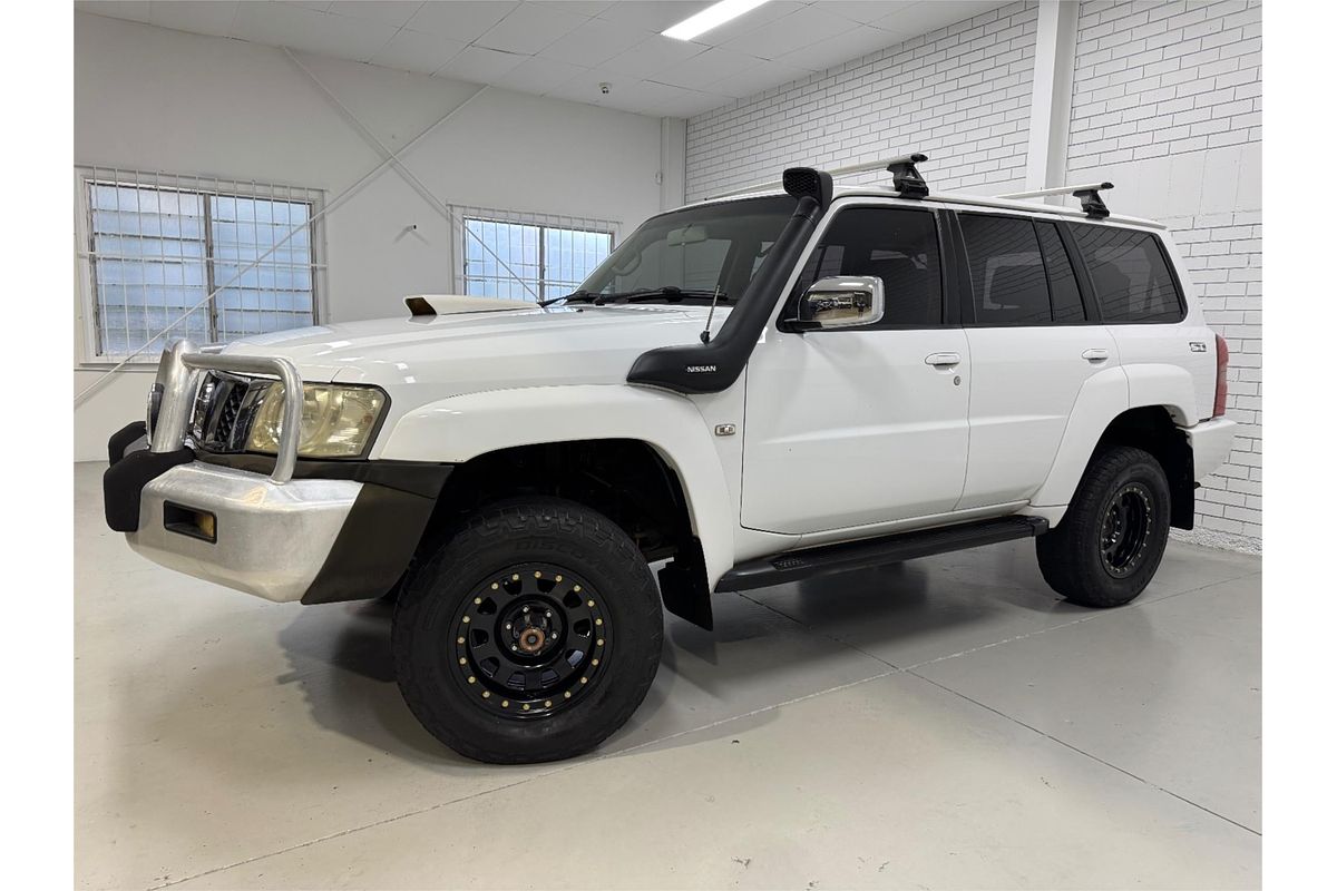 2004 Nissan Patrol ST-S GU IV