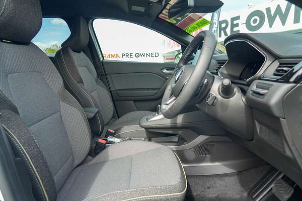 2025 Mitsubishi ASX Aspire XE thumb-9