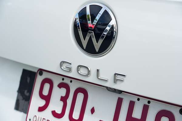 2022 Volkswagen Golf 110TSI Life 8 thumb-19