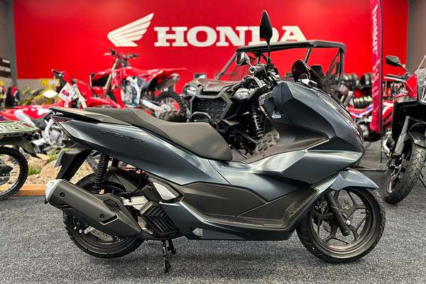 2025 Honda PCX160