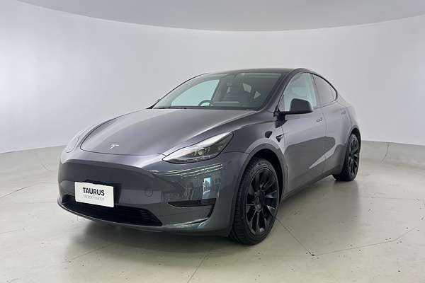 2022 Tesla Model Y Rear-Wheel Drive