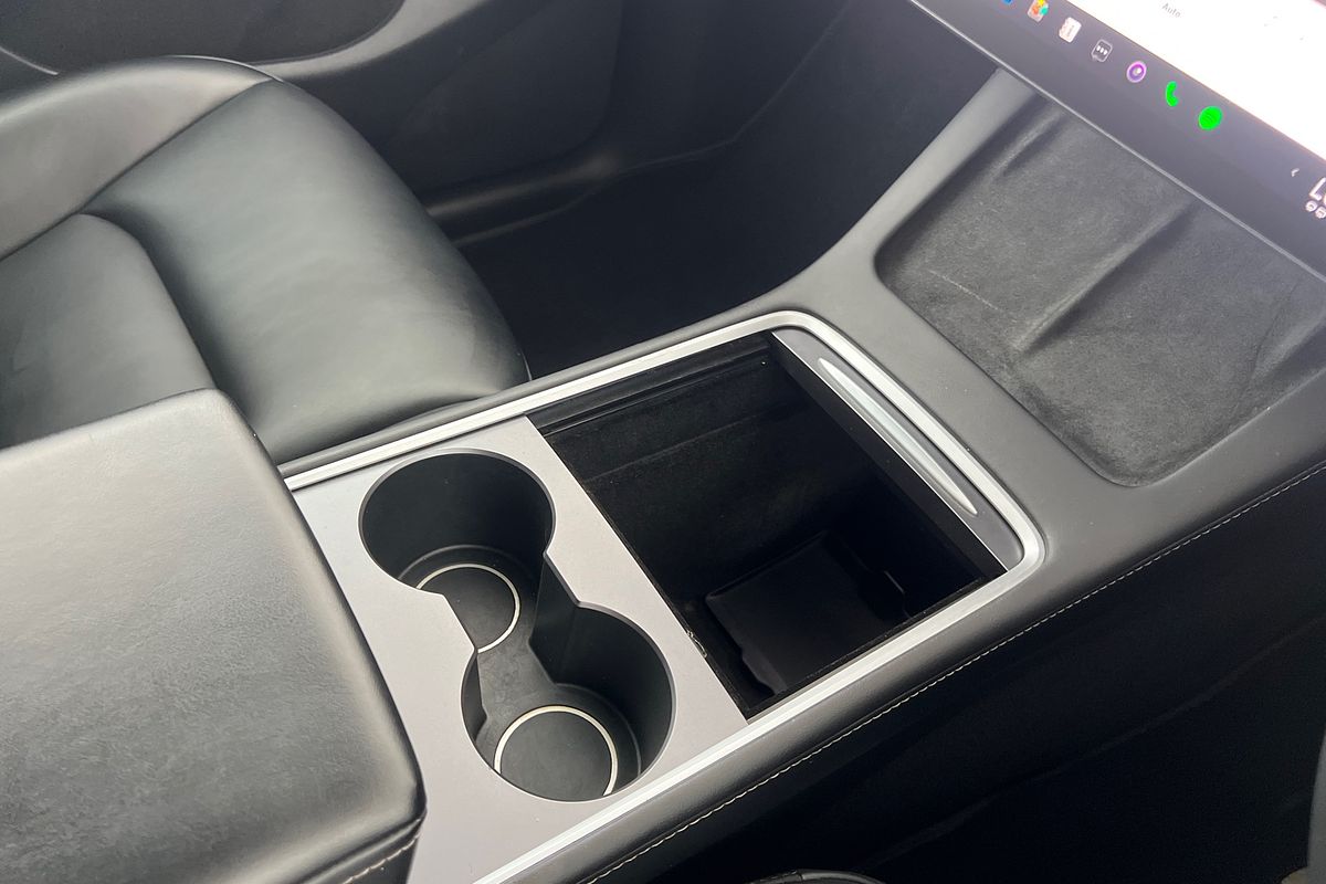 2022 Tesla Model Y Rear-Wheel Drive