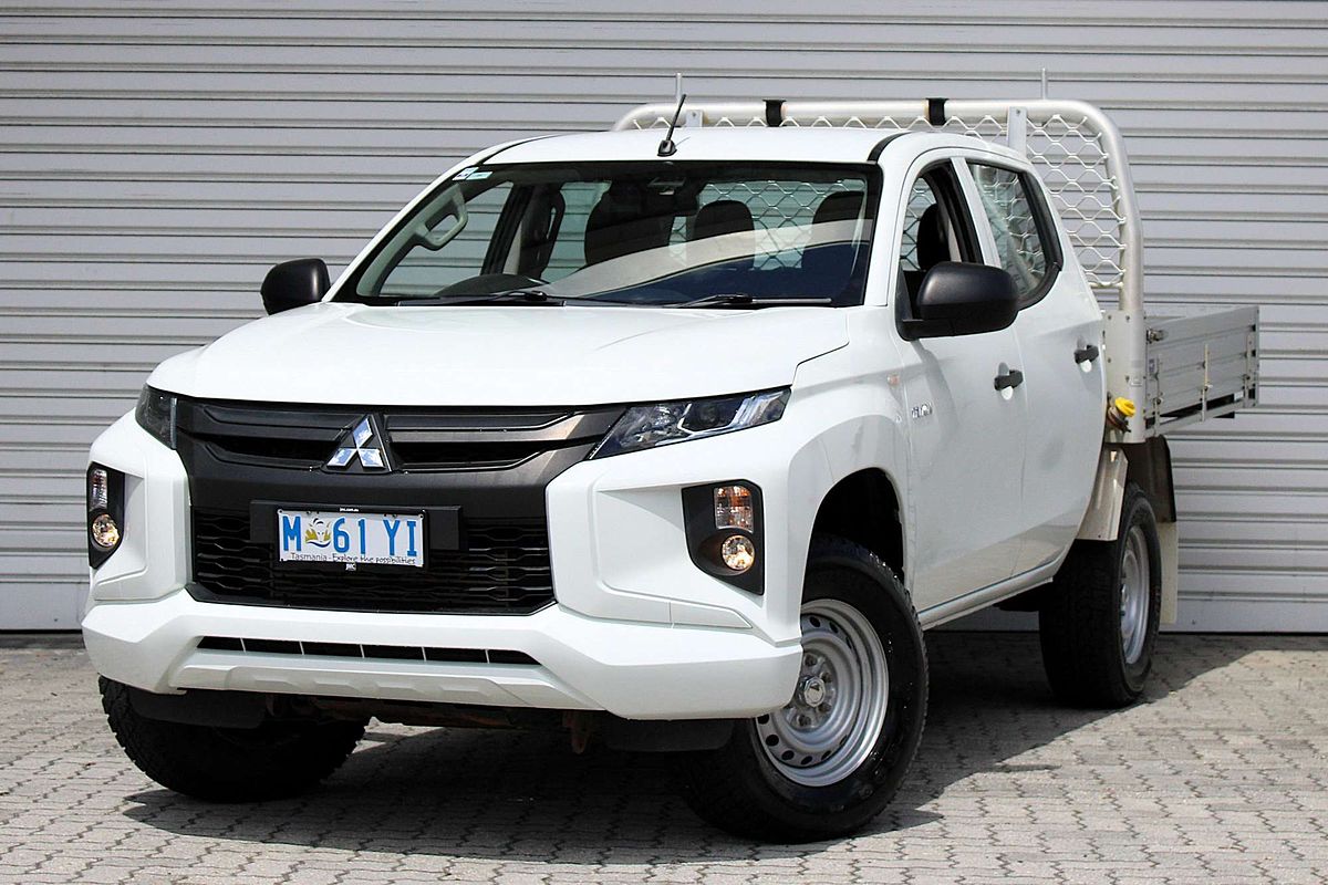 2022 Mitsubishi Triton GLX MR 4X4