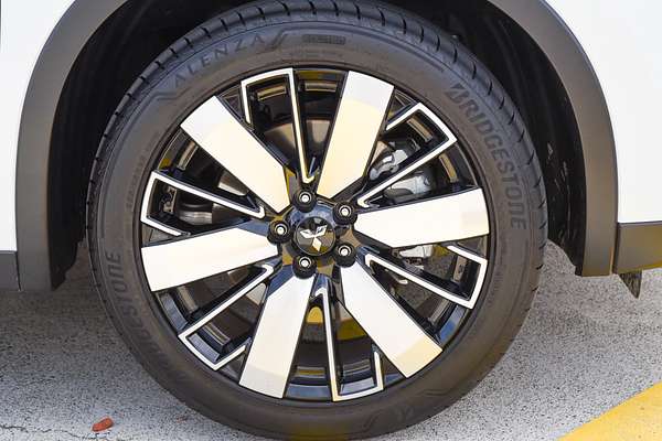 2025 Mitsubishi Outlander Aspire ZM thumb-3