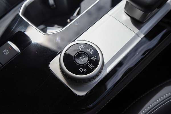 2025 Mitsubishi Outlander Aspire ZM thumb-13