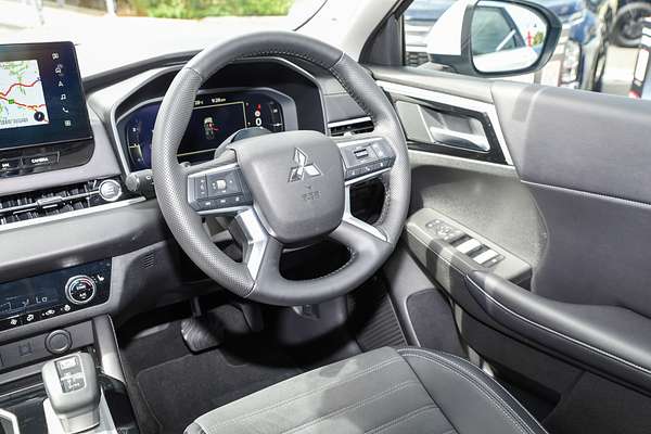 2025 Mitsubishi Outlander Aspire ZM thumb-17