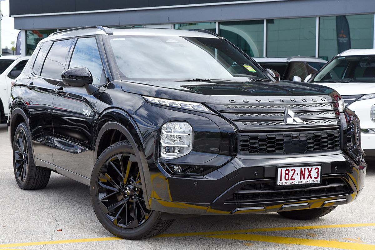 2025 Mitsubishi Outlander PHEV GSR ZM