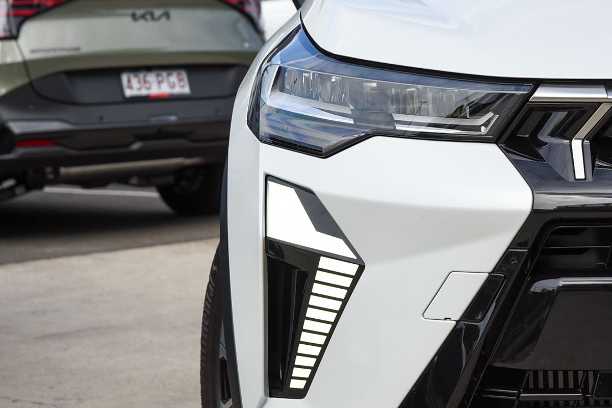 2025 Mitsubishi ASX LS XE