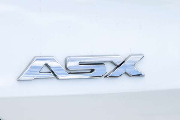 2025 Mitsubishi ASX LS XE thumb-19