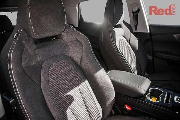 2026 Chery Tiggo 4 Urban thumb-26