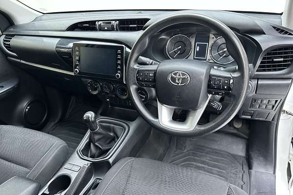 2023 Toyota Hilux SR GUN126R thumb-19