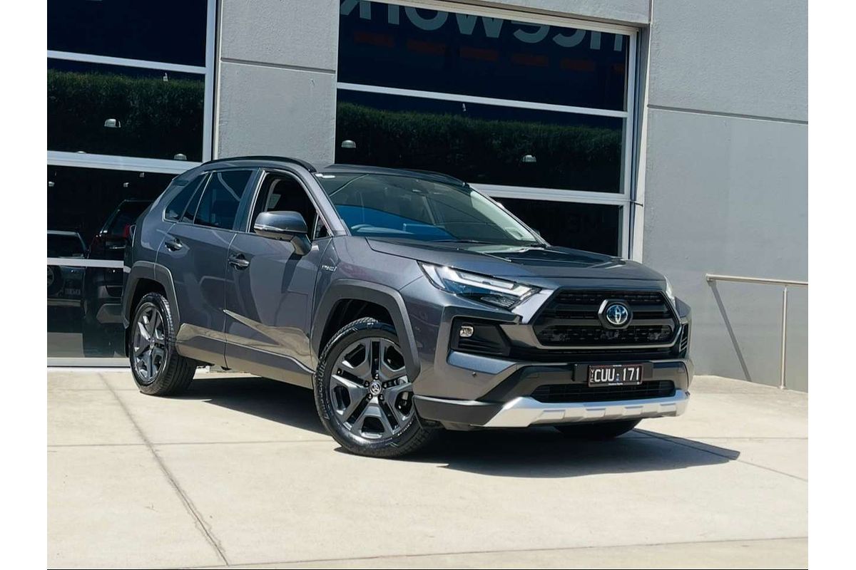 2024 Toyota RAV4 Edge AXAH54R