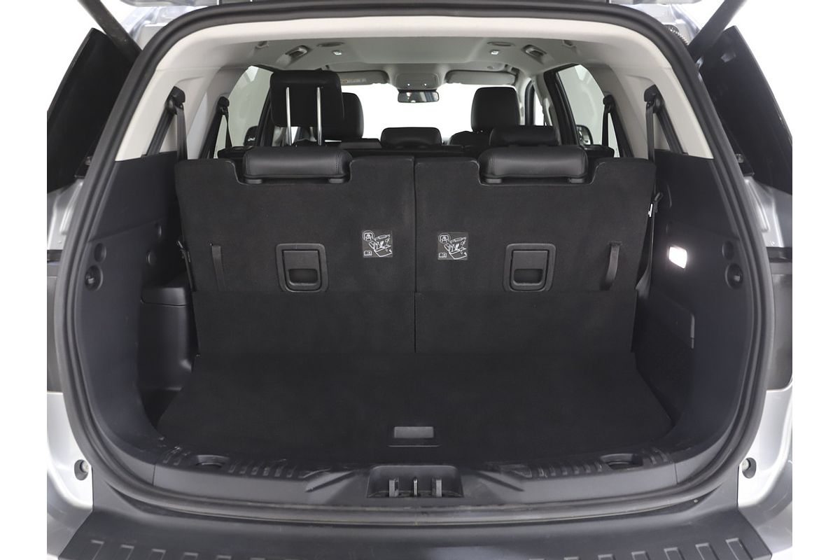 Ford Everest 2024.50 SUV TREND . 2.0L BiT DSL 10 SPD AUTO 4X4 .