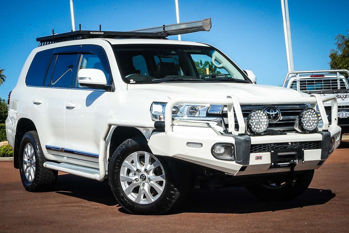 2021 Toyota Landcruiser Sahara VDJ200R