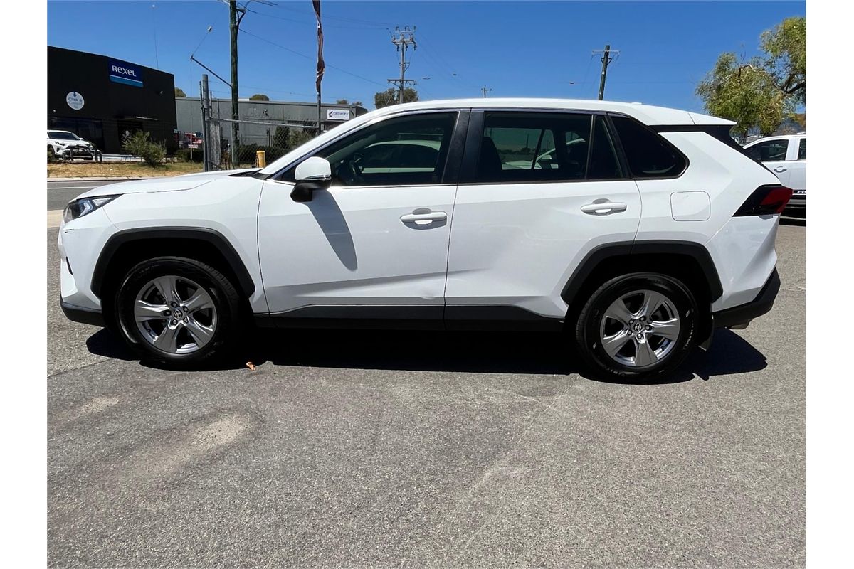 2022 Toyota RAV4 GX MXAA52R