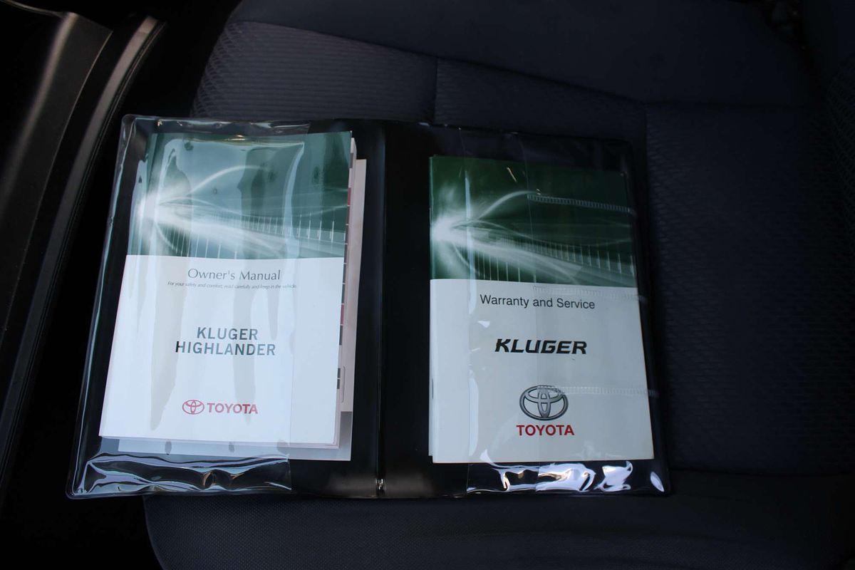 Kluger 4x2 GX 3.5L Petrol Automatic Wagon 9T87100 001