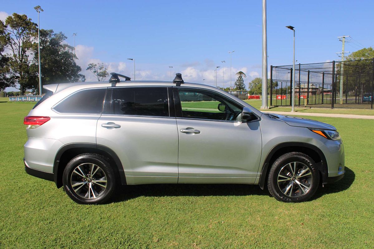 Kluger 4x2 GX 3.5L Petrol Automatic Wagon 9T87100 001