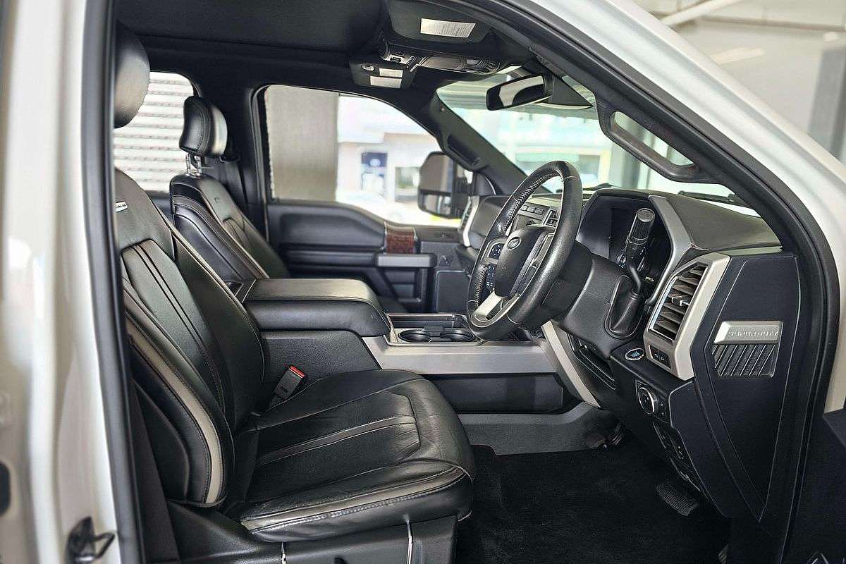 FORD F-350 PLATINUM Dual Cab AUTO 6SP 4x4 6.7L V8 TD