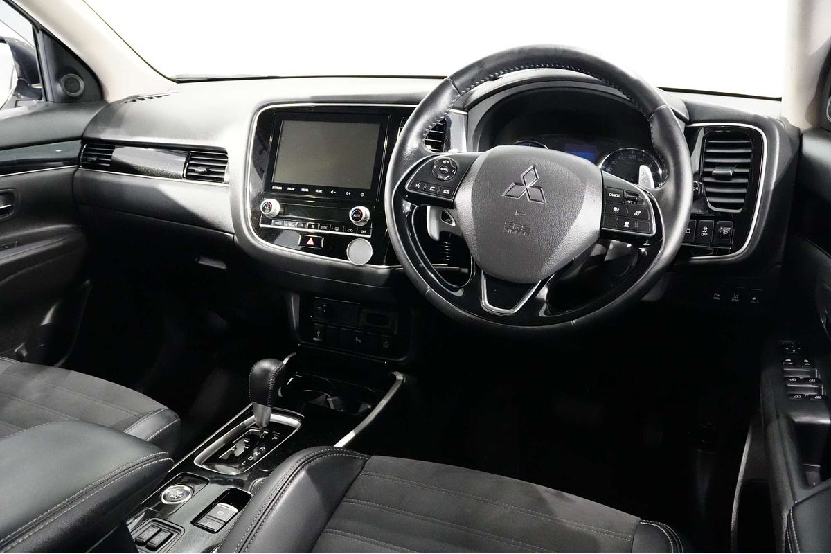 2020 Mitsubishi Outlander LS ZL