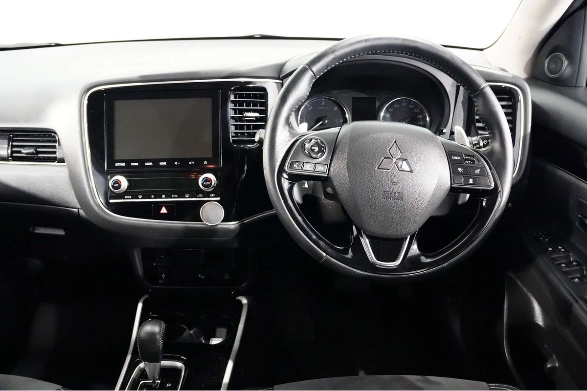 2020 Mitsubishi Outlander LS ZL