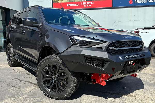 2025 Isuzu MU-X LS-T