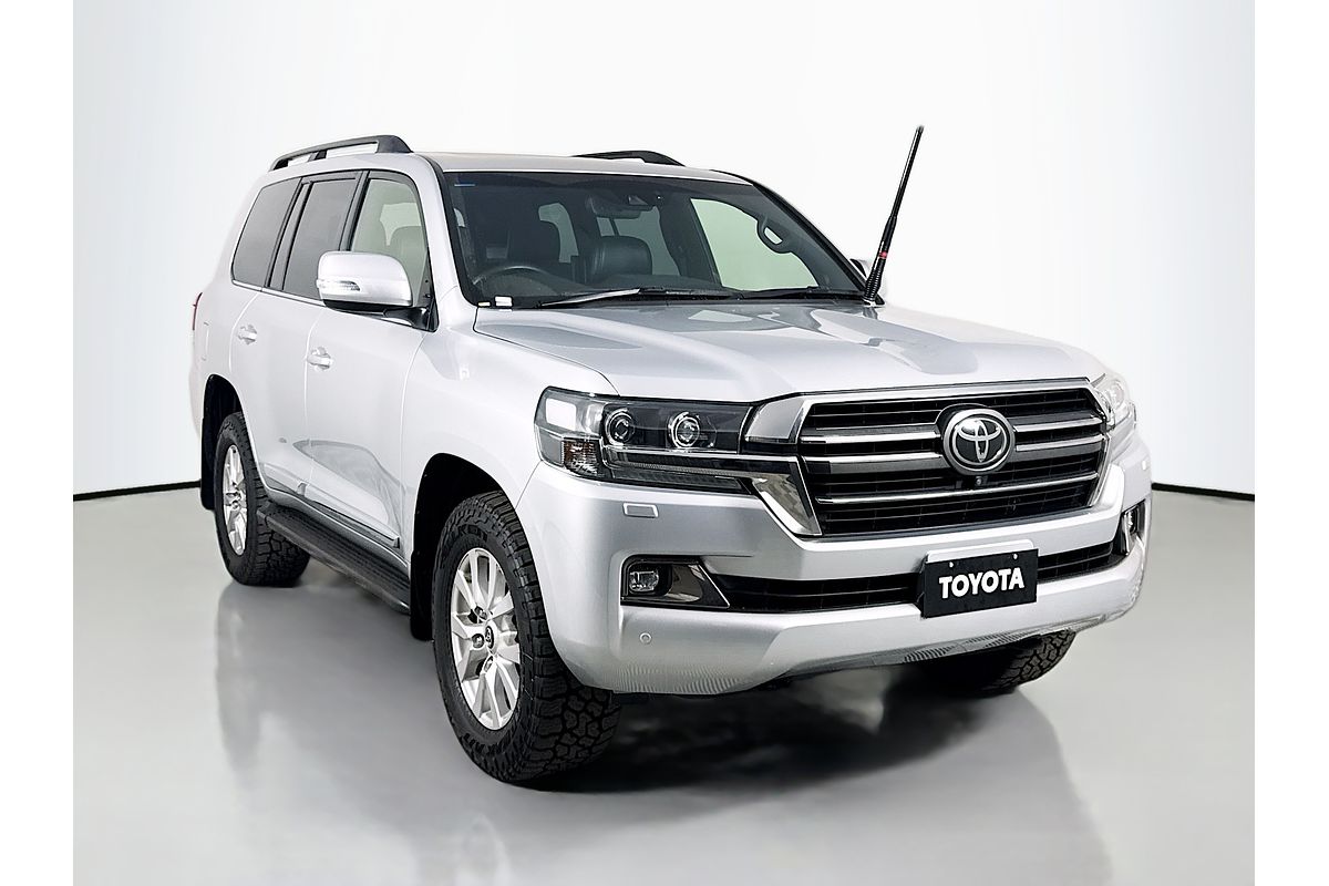 2020 Toyota Landcruiser Sahara VDJ200R