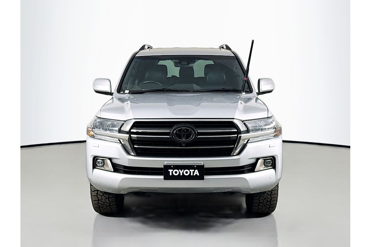 2020 Toyota Landcruiser Sahara VDJ200R