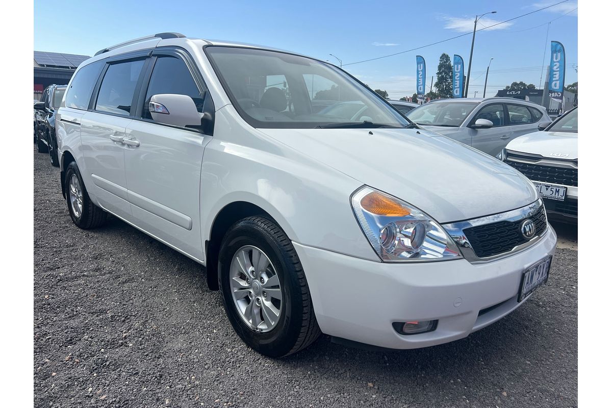 2013 Kia Grand Carnival Si VQ