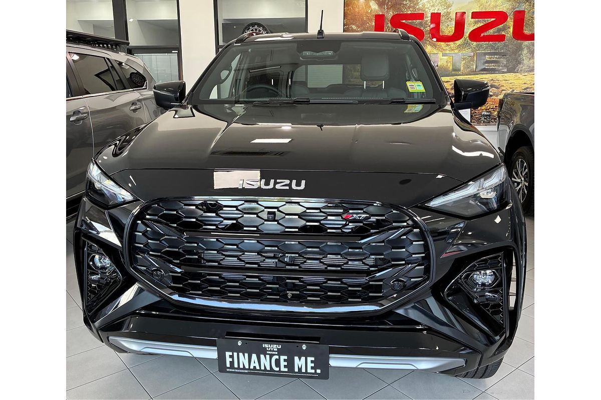 2025 Isuzu MU-X X-TERRAIN