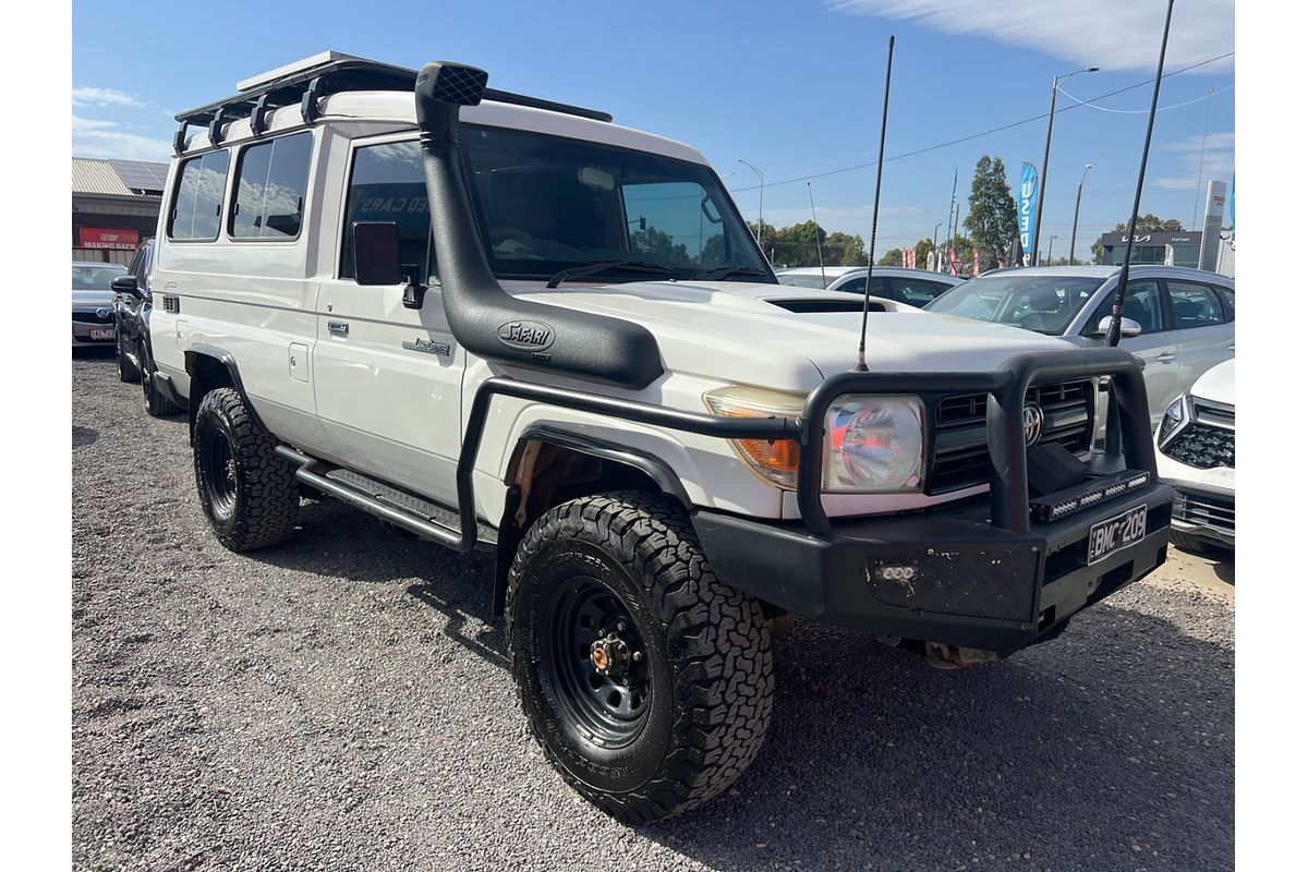 2011 Toyota Landcruiser Workmate Troopcarrier VDJ78R