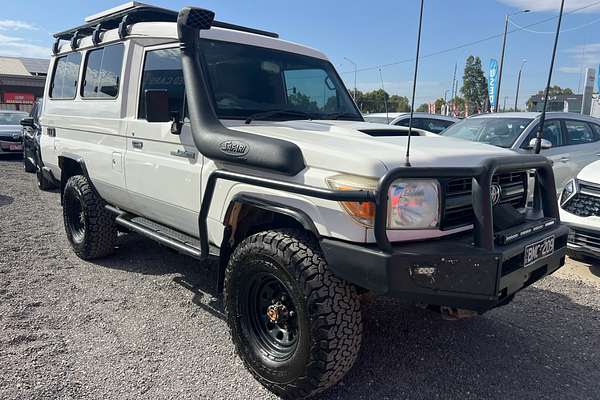 2011 Toyota Landcruiser Workmate Troopcarrier VDJ78R