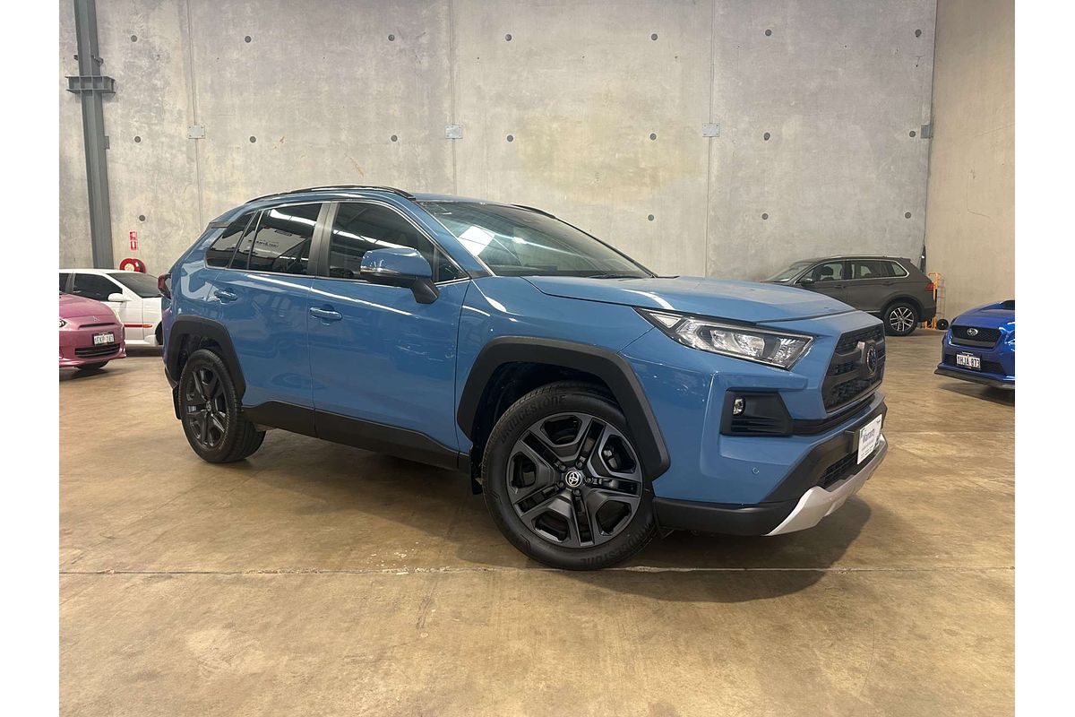 2022 Toyota RAV4 Edge AXAA54R