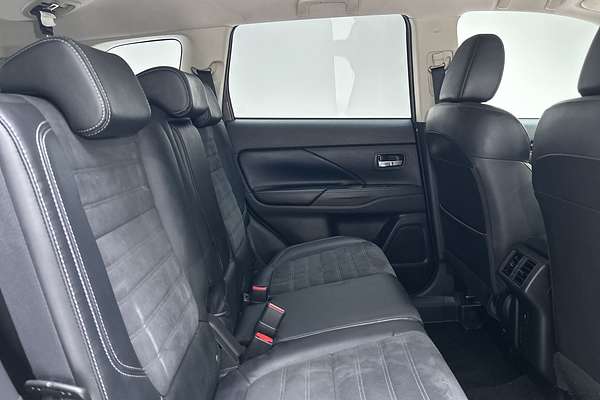 2019 Mitsubishi Outlander LS ZL thumb-11