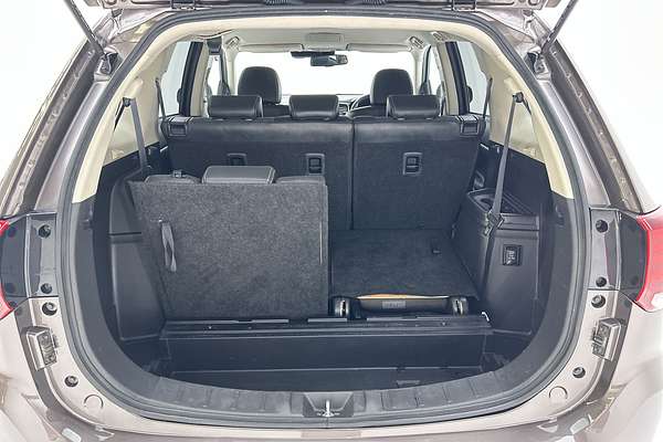 2019 Mitsubishi Outlander LS ZL thumb-20