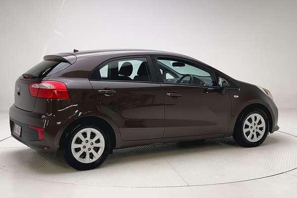 2016 Kia Rio S UB thumb-2